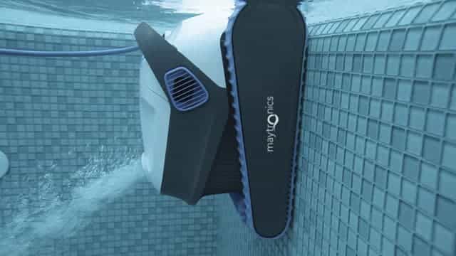 Robot de nettoyage S200 - Technipiscine, pisciniste Genève, constructeur  piscine, spa inox, Jacuzzi. Entretien, rénovation, vente d'accessoires et  robots à Genève, Suisse
