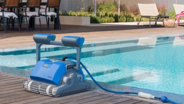 Robot Piscine Dolphin M4