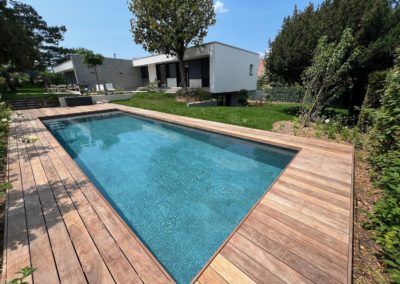 Piscine carrelage Genève terrasse bois